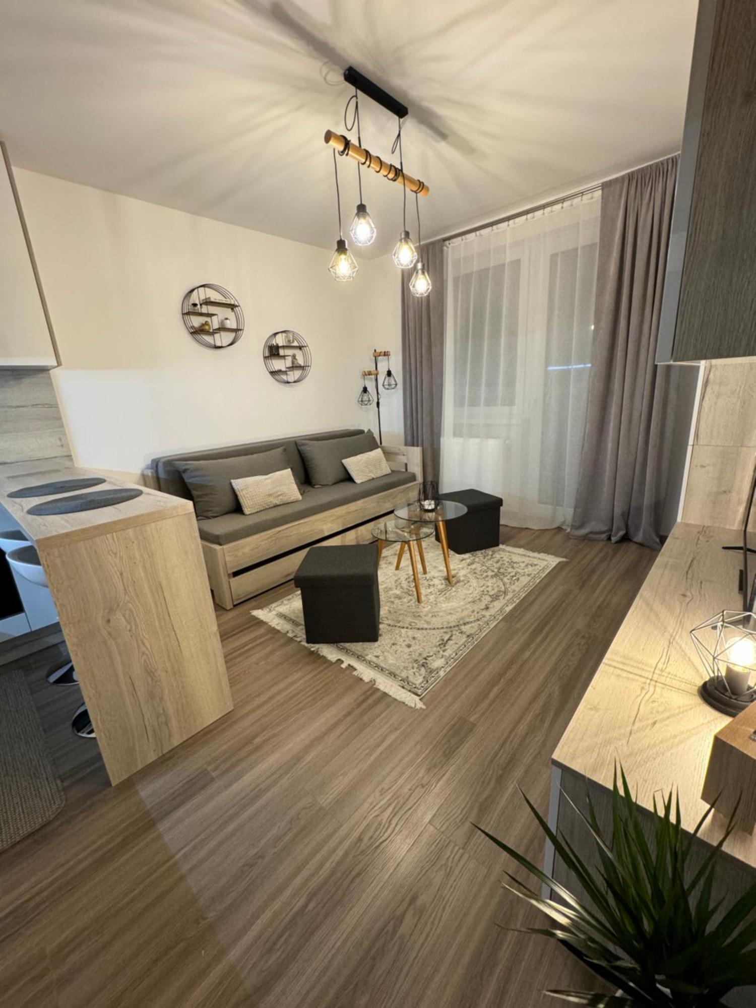 Moderny Apartman S Vyhladom Na Vysoke Tatry ポプラト エクステリア 写真
