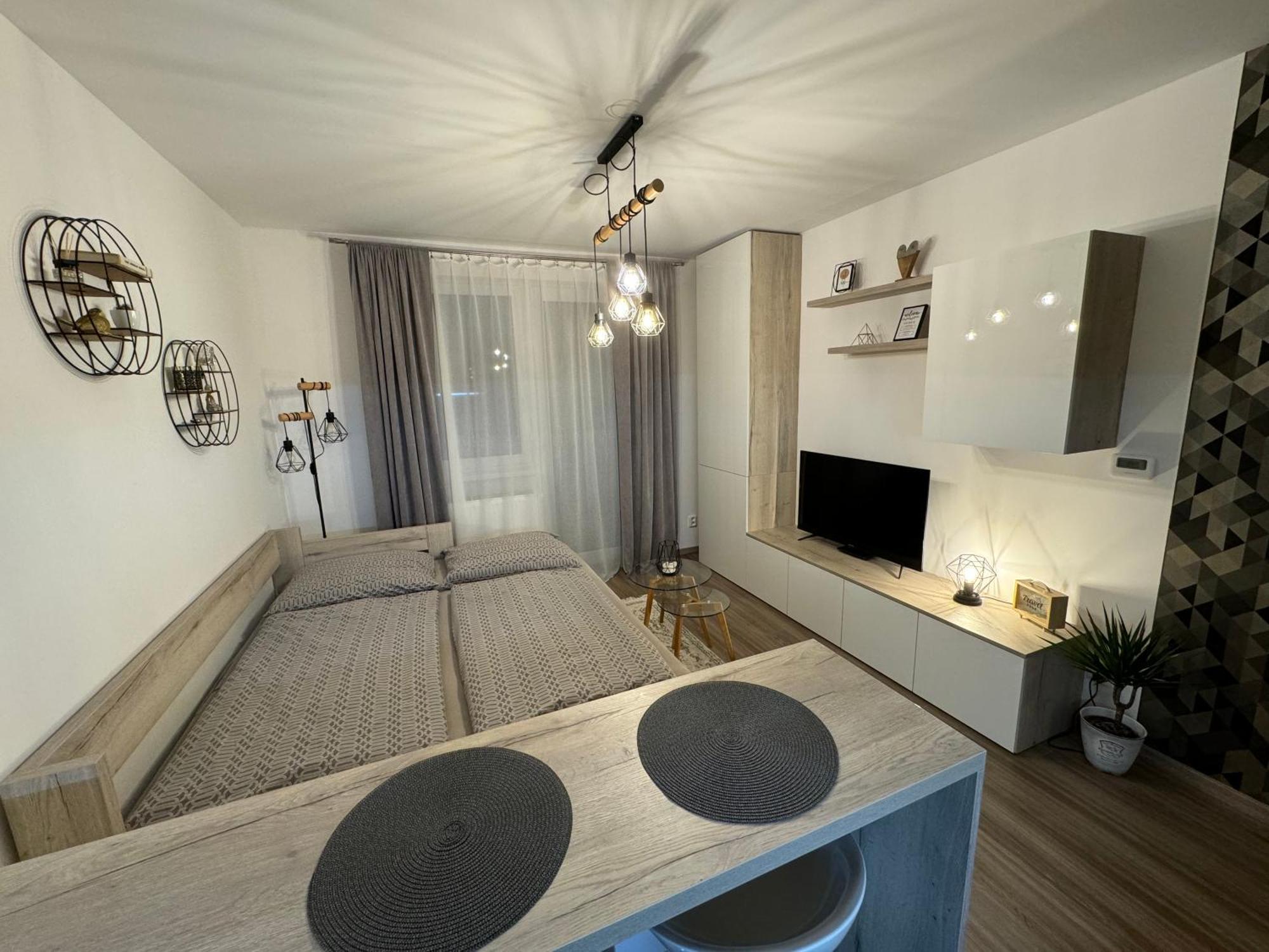 Moderny Apartman S Vyhladom Na Vysoke Tatry ポプラト エクステリア 写真